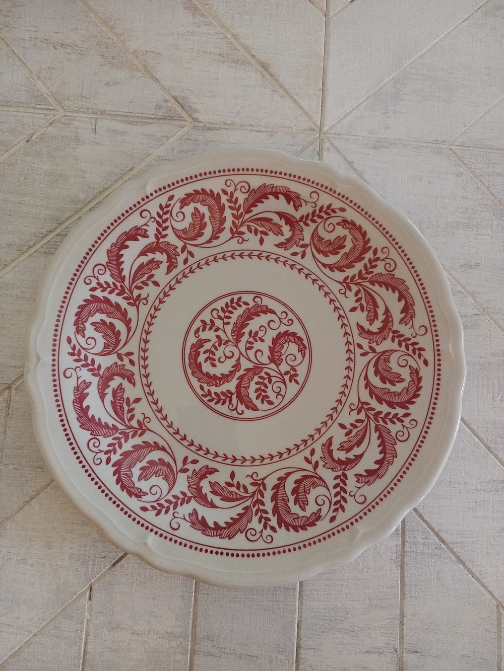 Shenango restaurant ware plate Vintage Red White